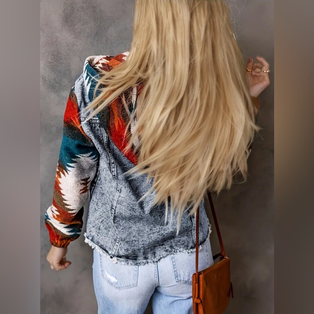 Boho Aztec Button Down Shacket Jacket NWOT NWT - image 3